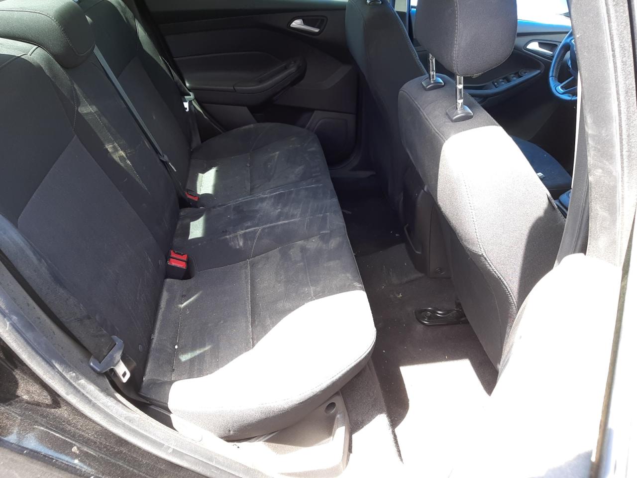 Photo 6 from auction – 2018 FORD FOCUS SE with VIN 1FADP3FE7JL203670