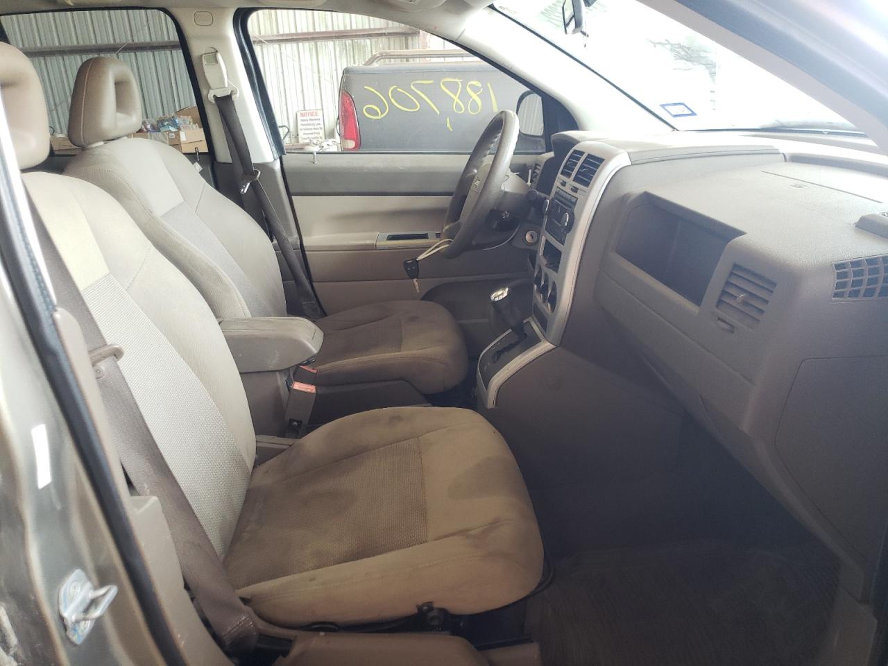 Photo 5 from auction – 2008 JEEP COMPASS SP with VIN 1J8FT47W18D537492