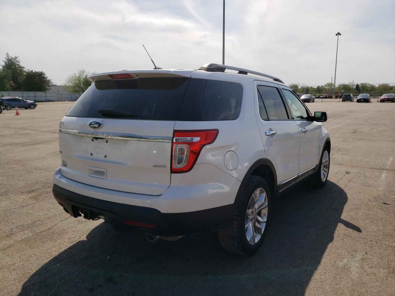 Photo 4 from auction – 2011 FORD EXPLORER X with VIN 1FMHK8D81BGA75971