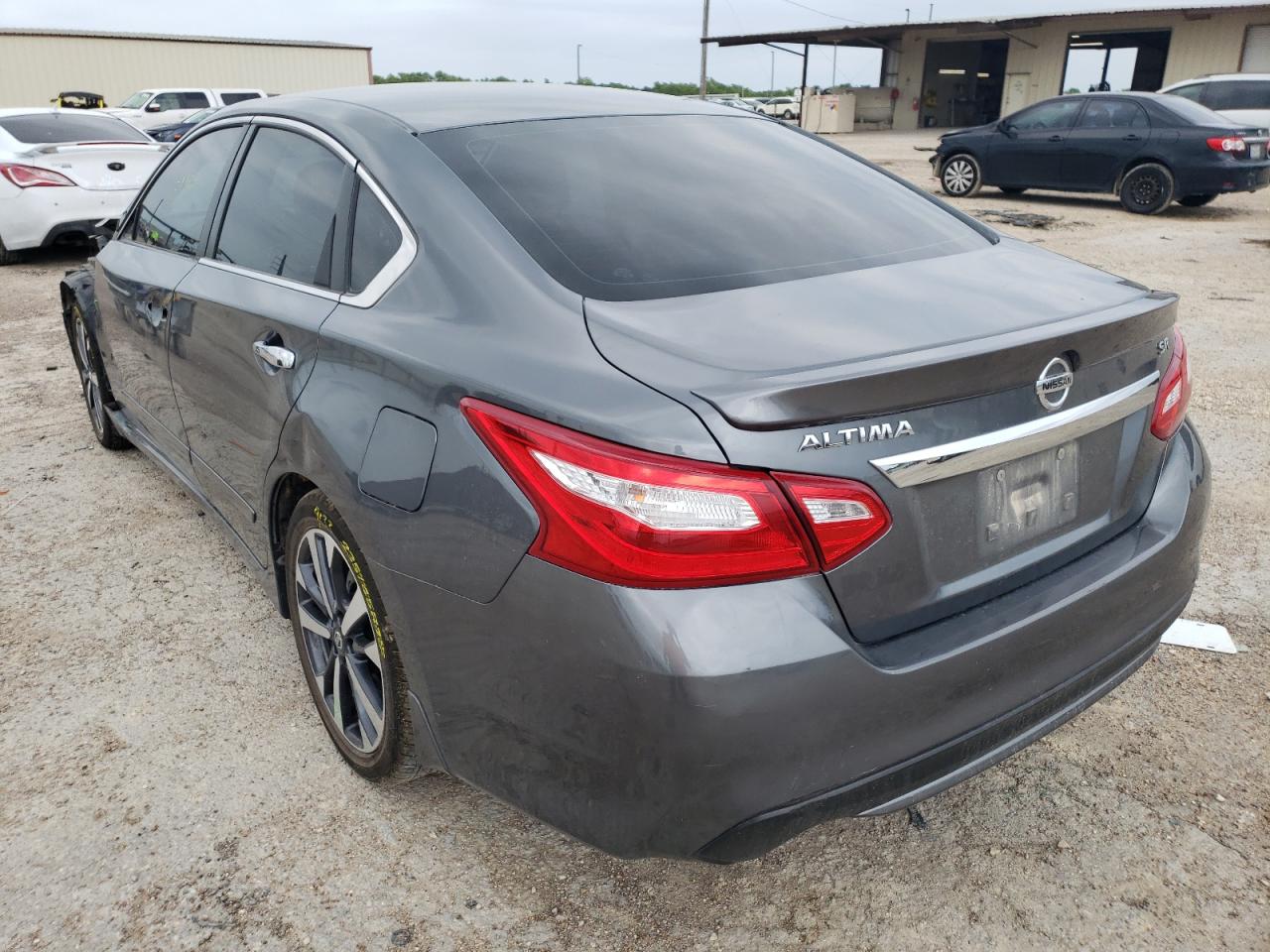 Photo 3 from auction – 2016 NISSAN ALTIMA 2.5 with VIN 1N4AL3AP5GN323617