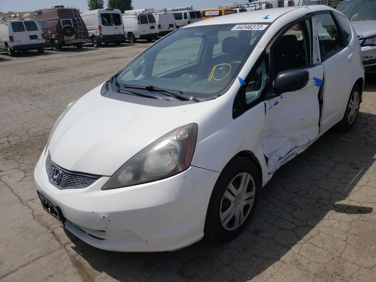 Photo 2 from auction – 2010 HONDA FIT with VIN JHMGE8H27AC017509