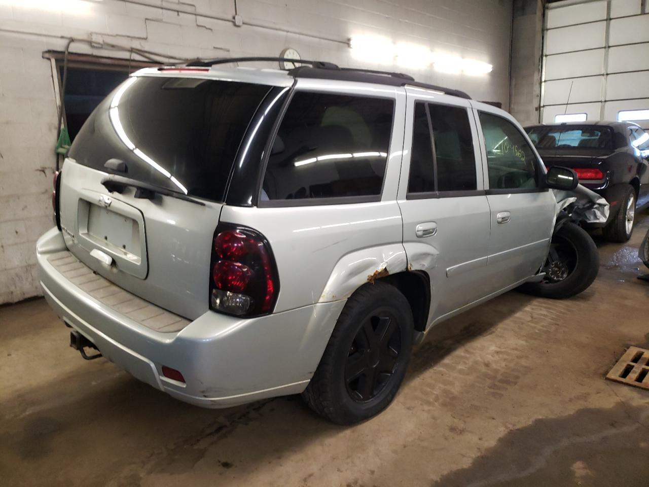 Photo 4 from auction – 2007 CHEVROLET TRAILBLAZE with VIN 1GNDT13S872192303