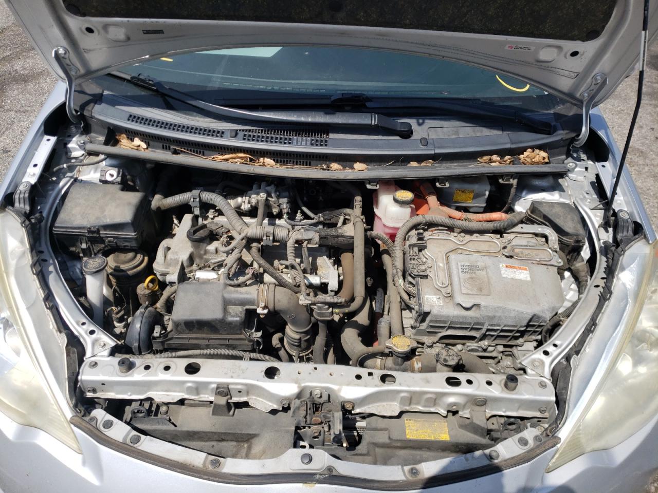 Photo 7 from auction – 2012 TOYOTA PRIUS C with VIN JTDKDTB31C1029401