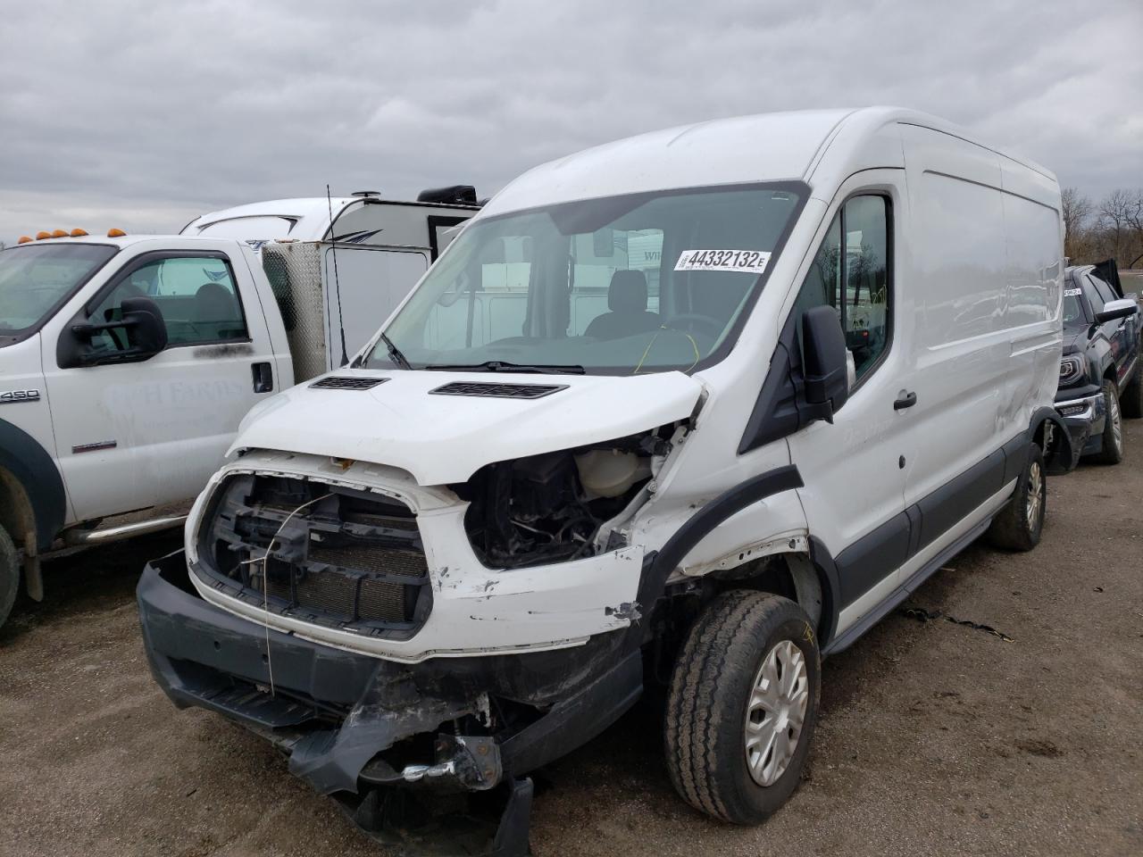 Photo 2 from auction – 2015 FORD TRANSIT T- with VIN 1FTNR2CG8FKB21713