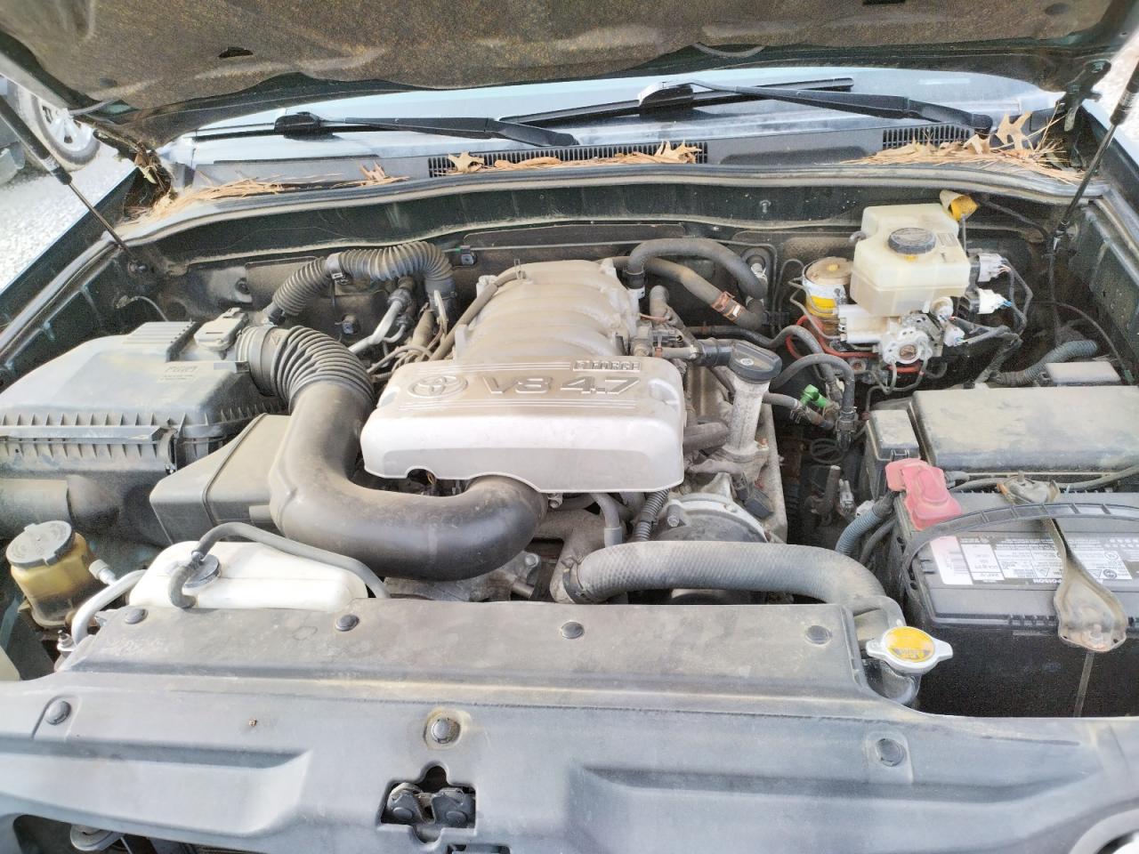 Photo 7 from auction – 2003 TOYOTA 4RUNNER SR with VIN JTEBT14R030014365