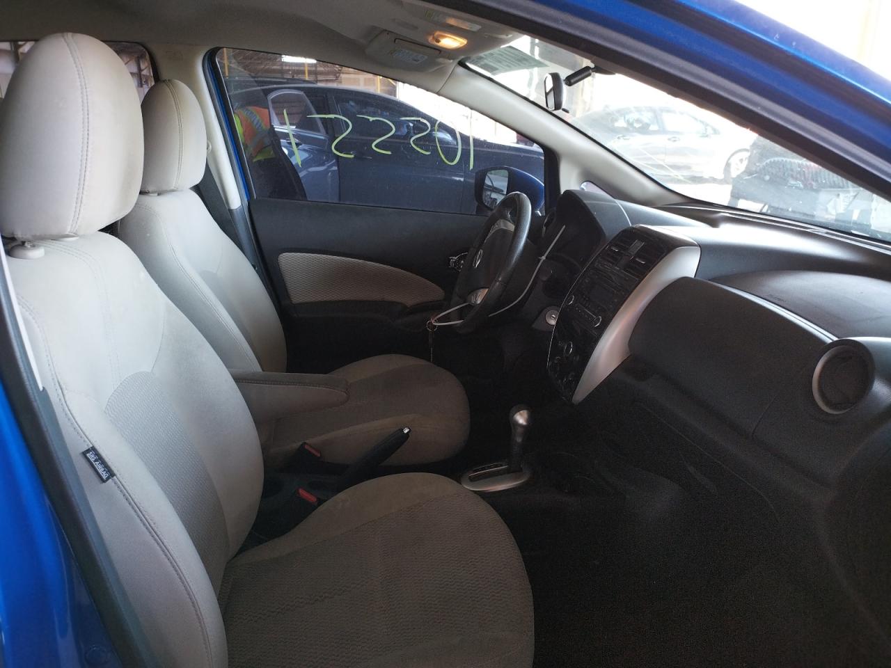 Photo 5 from auction – 2015 NISSAN VERSA NOTE with VIN 3N1CE2CP6FL371990
