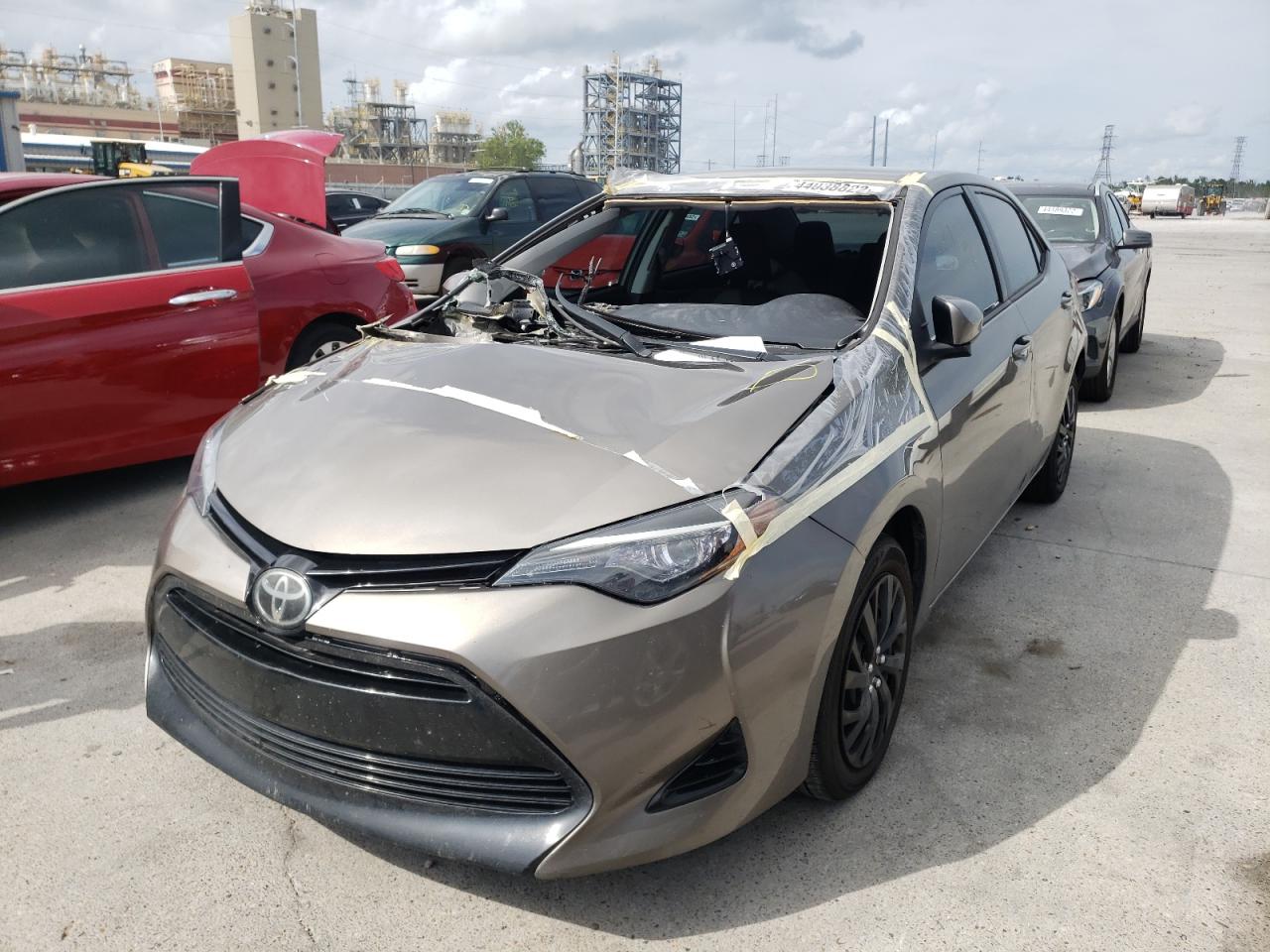 Photo 2 from auction – 2017 TOYOTA COROLLA L with VIN 5YFBURHE4HP660285