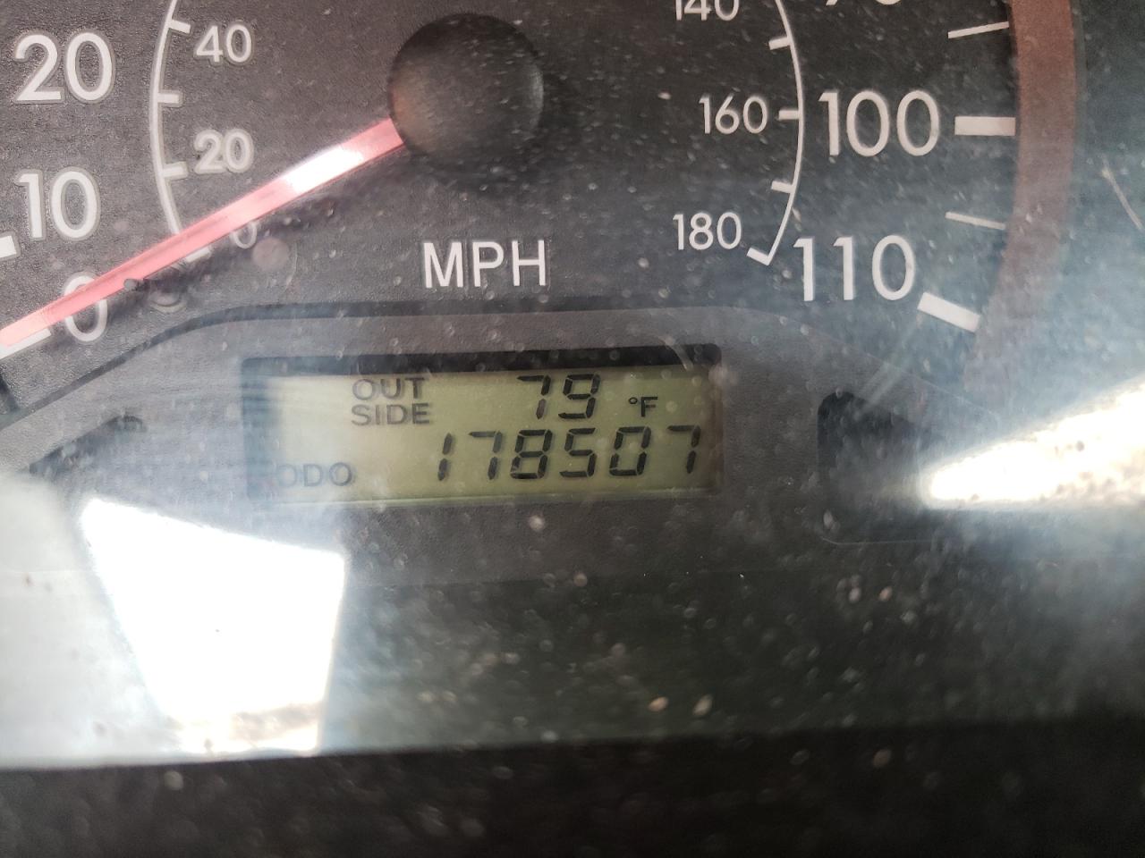 Photo 8 from auction – 2003 TOYOTA COROLLA CE with VIN JTDBR32E530032049