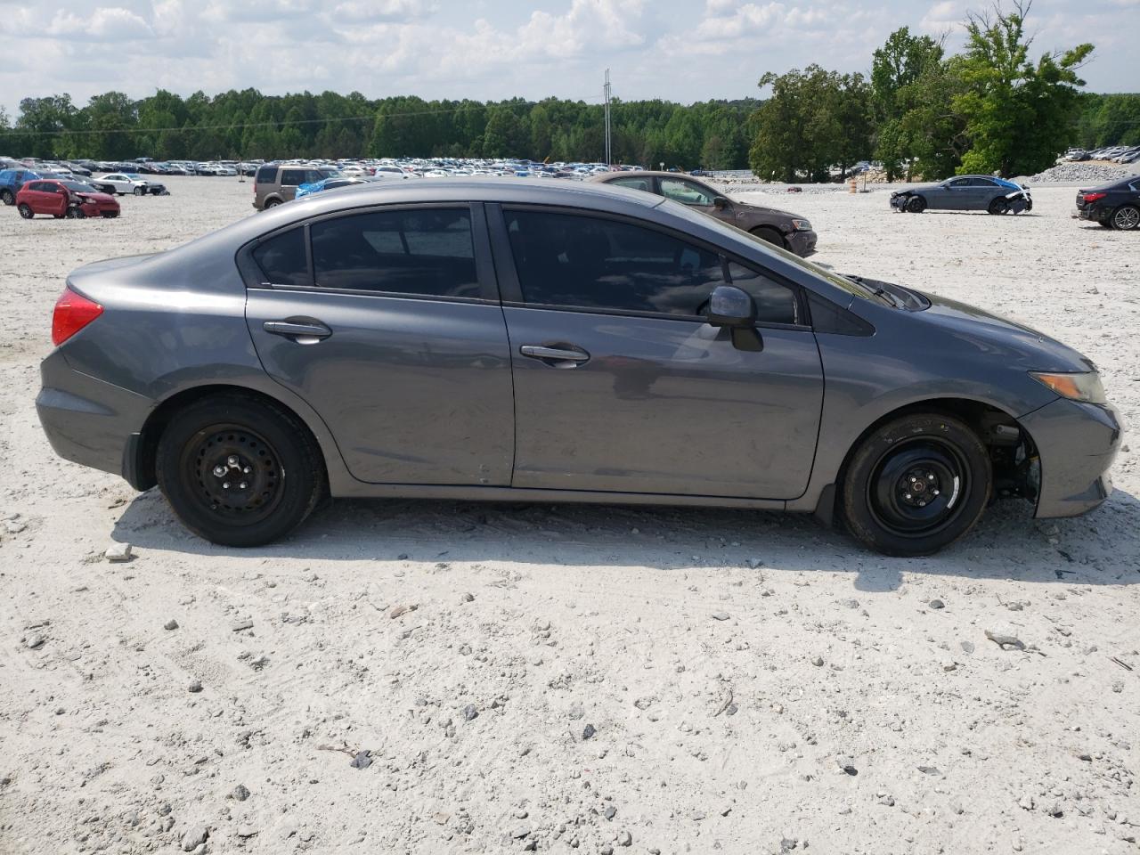 Photo 9 from auction – 2012 HONDA CIVIC LX with VIN 2HGFB2F58CH303337