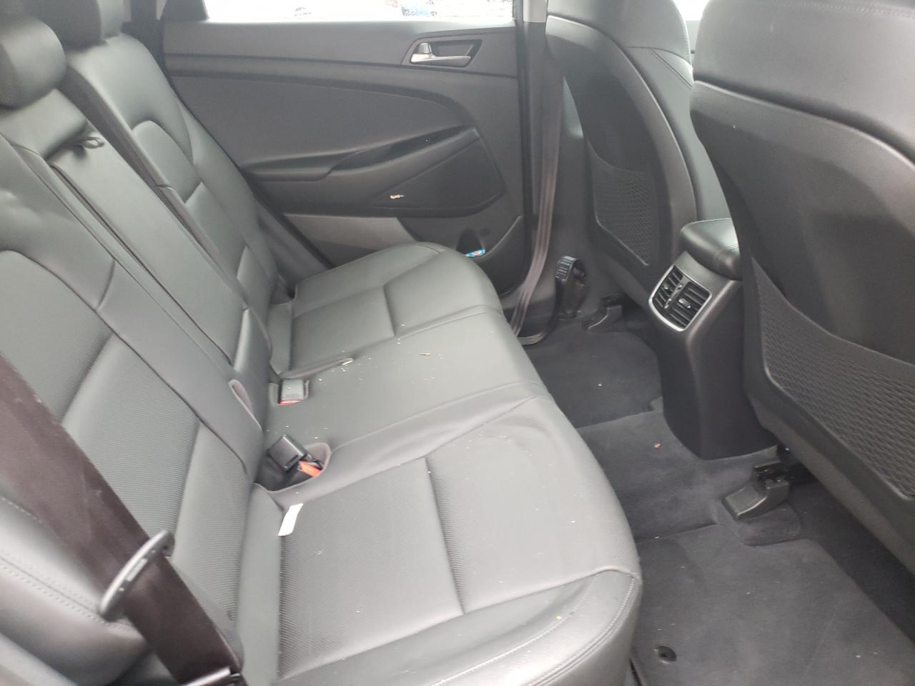 Photo 6 from auction – 2018 HYUNDAI TUCSON VAL with VIN KM8J3CA25JU642460