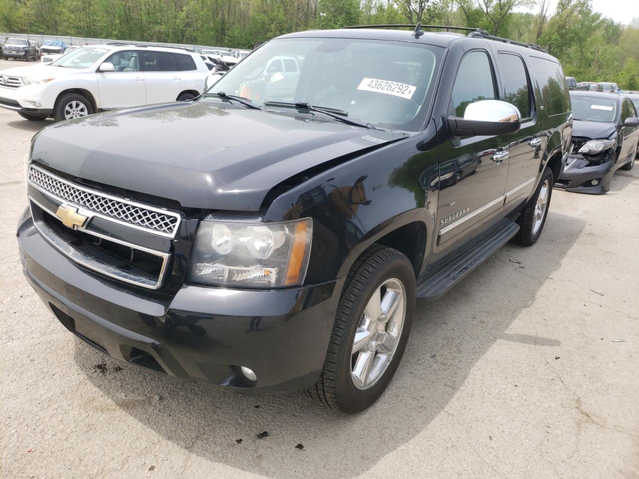 Photo 2 from auction – 2011 CHEVROLET SUBURBAN K with VIN 1GNSKKE33BR278138