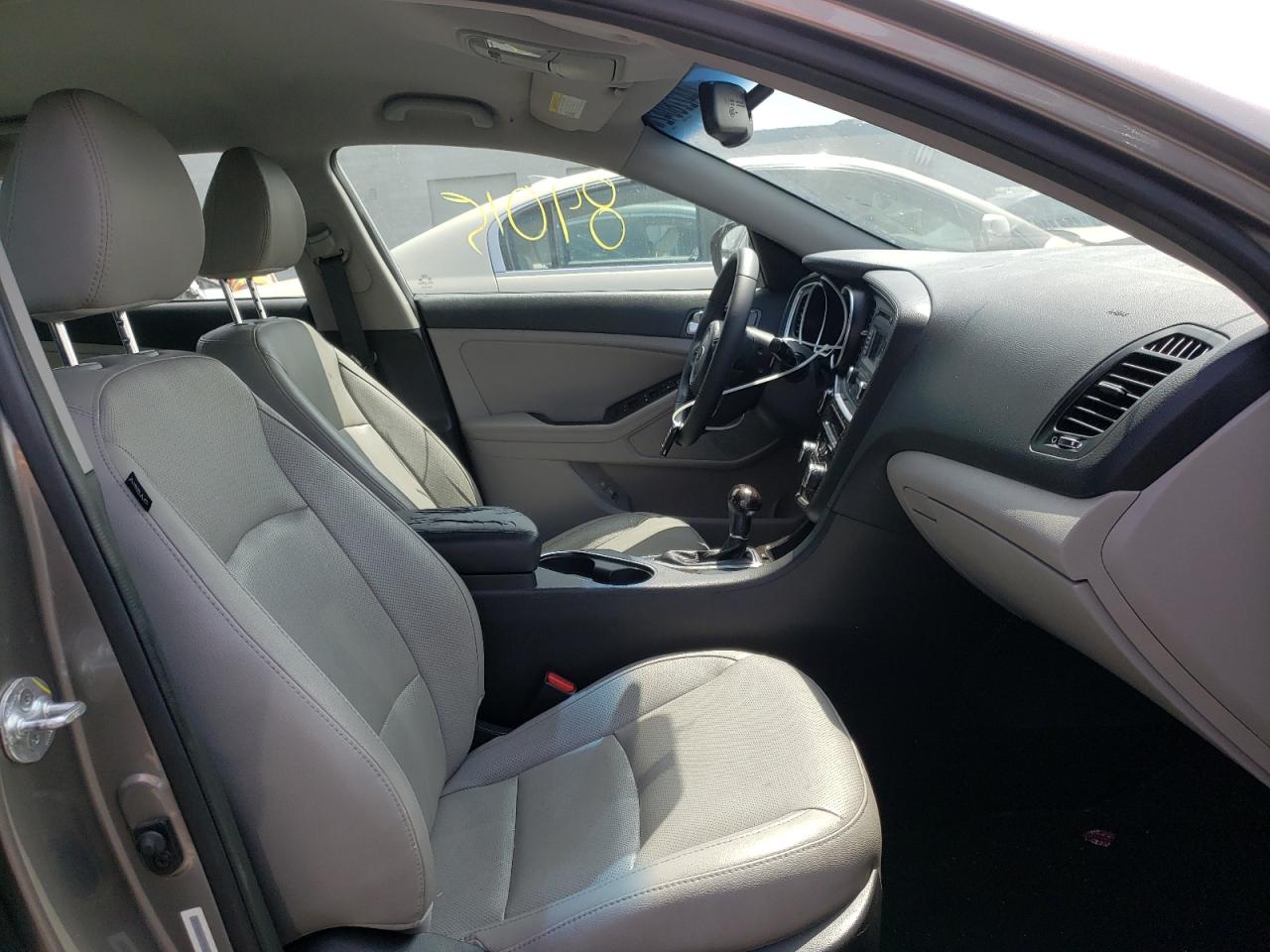 Photo 5 from auction – 2015 KIA OPTIMA EX with VIN 5XXGN4A79FG444830