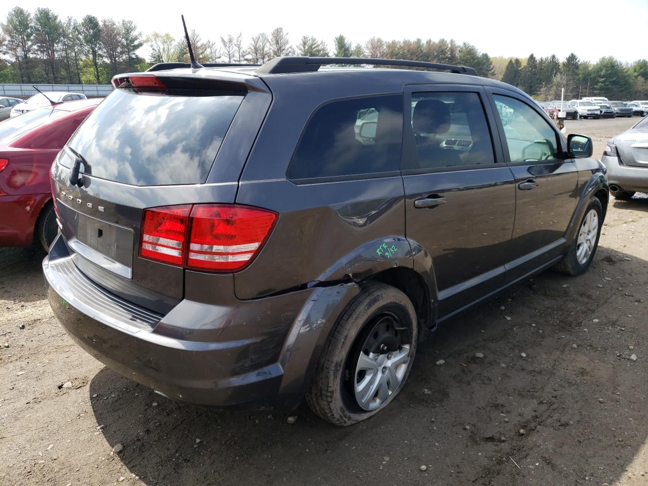 Photo 4 from auction – 2018 DODGE JOURNEY SE with VIN 3C4PDCABXJT530971