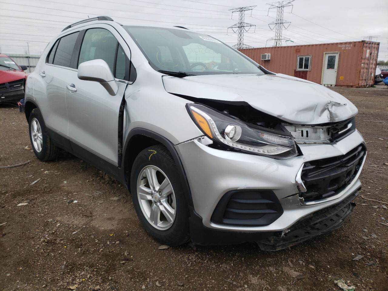 CHEVROLET TRAX 1LT 2018 with VIN KL7CJLSB7JB690603 - Photo from auction