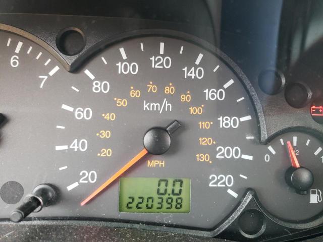Photo 8 from auction – 2005 FORD FOCUS ZX5 with VIN 3FAFP37N65R114249