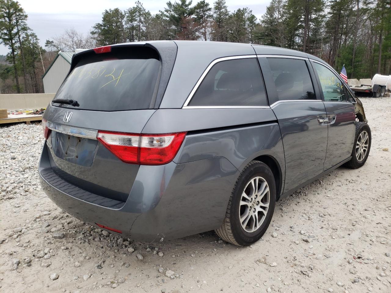Photo 4 from auction – 2011 HONDA ODYSSEY EX with VIN 5FNRL5H42BB027157