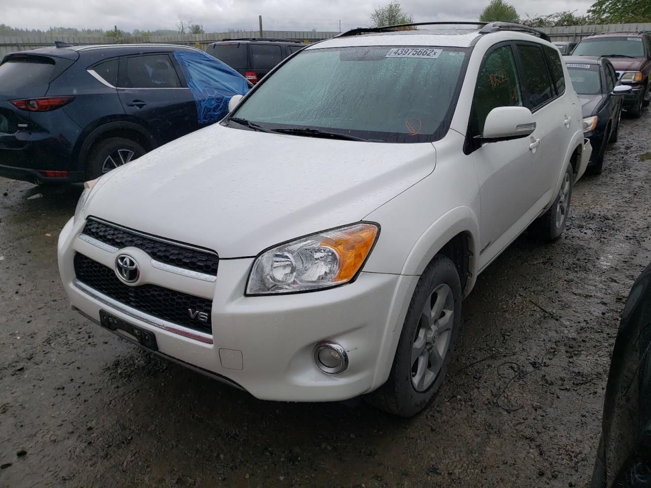 Photo 2 from auction – 2011 TOYOTA RAV4 LIMIT with VIN 2T3YK4DV6BW012128