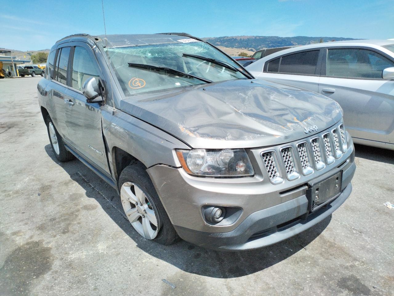 JEEP COMPASS LA 2014 with VIN 1C4NJCEB1ED522635 - Photo from auction