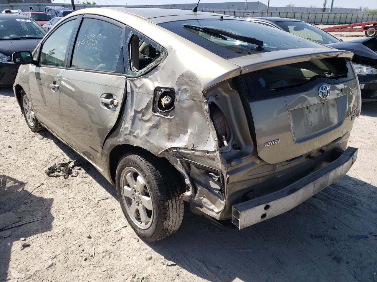 Photo 3 from auction – 2004 TOYOTA PRIUS with VIN JTDKB20U440093936