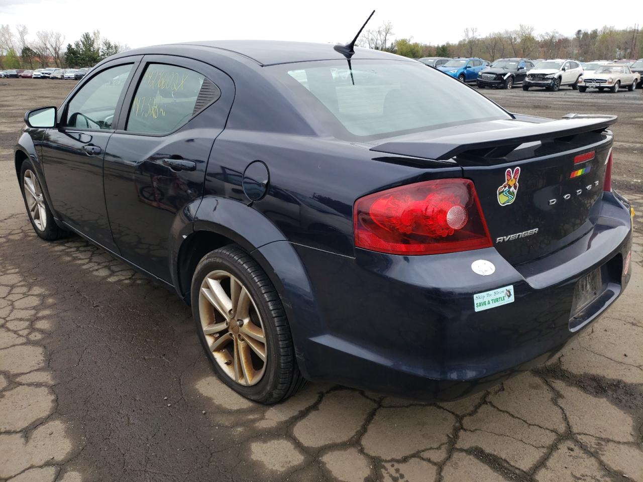 Foto 3 de la subasta – 2011 DODGE AVENGER MA con VIN 1B3BD1FG8BN585070