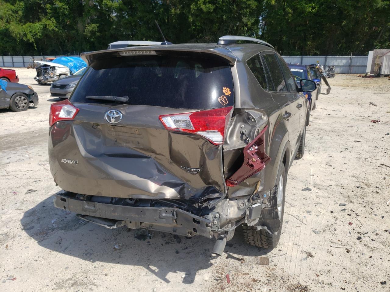 Photo 9 from auction – 2015 TOYOTA RAV4 LIMIT with VIN 2T3DFREVXFW325395