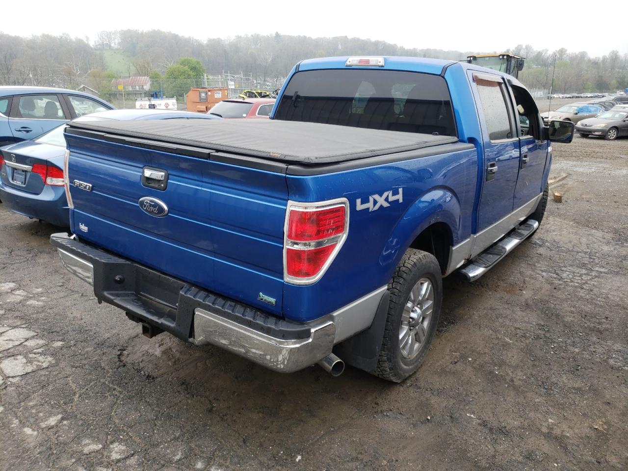 Photo 4 from auction – 2010 FORD F150 SUPER with VIN 1FTFW1EV0AFA27569