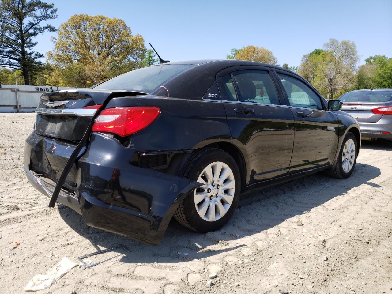 Photo 4 from auction – 2014 CHRYSLER 200 LX with VIN 1C3CCBAB9EN123102