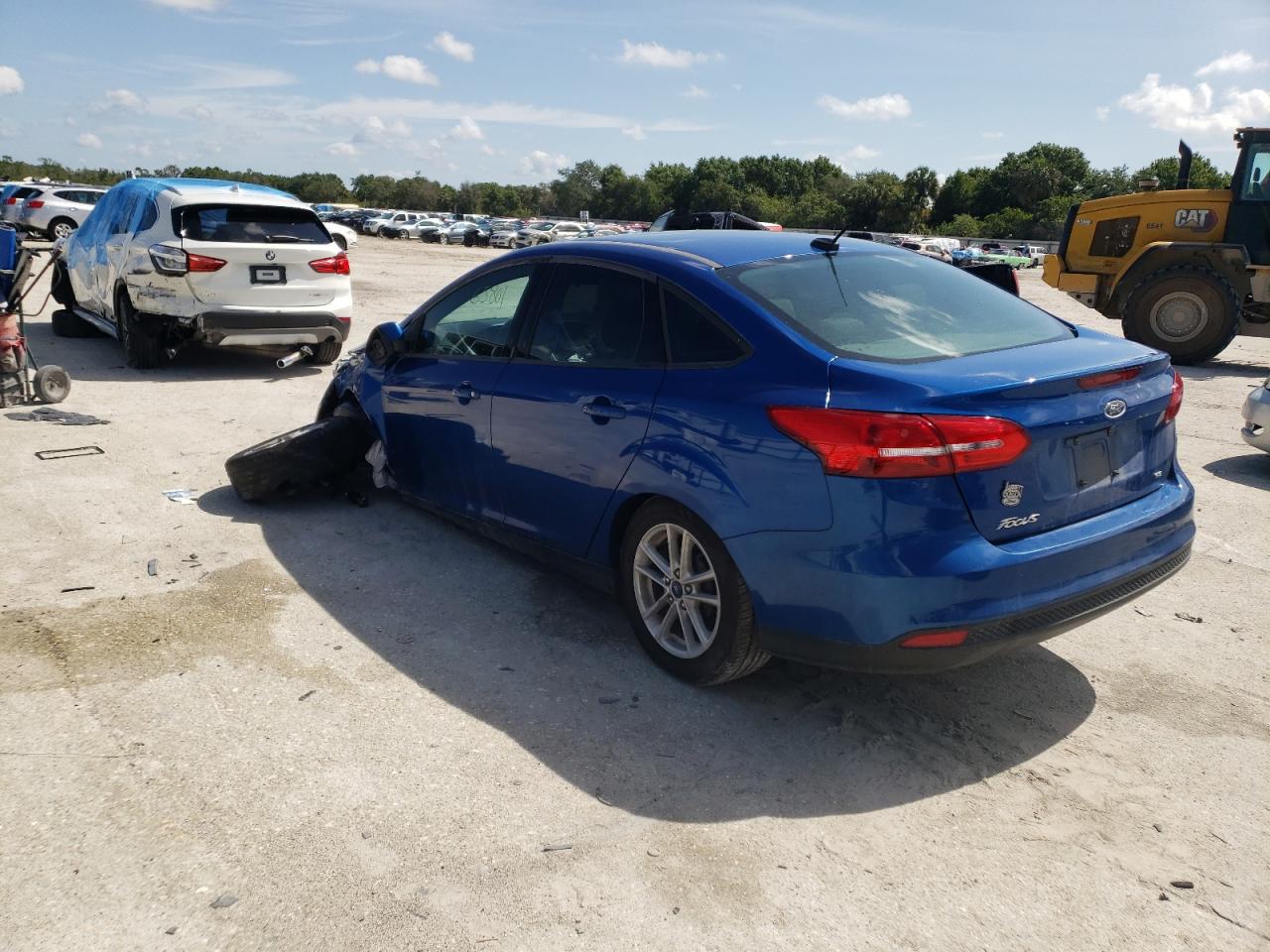 Photo 3 from auction – 2018 FORD FOCUS SE with VIN 1FADP3F21JL319601