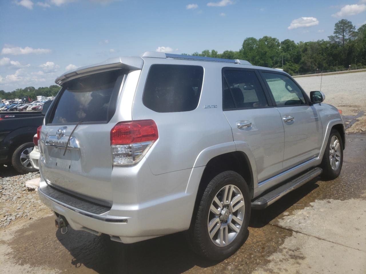 Photo 4 from auction – 2012 TOYOTA 4RUNNER SR with VIN JTEZU5JR4C5033544
