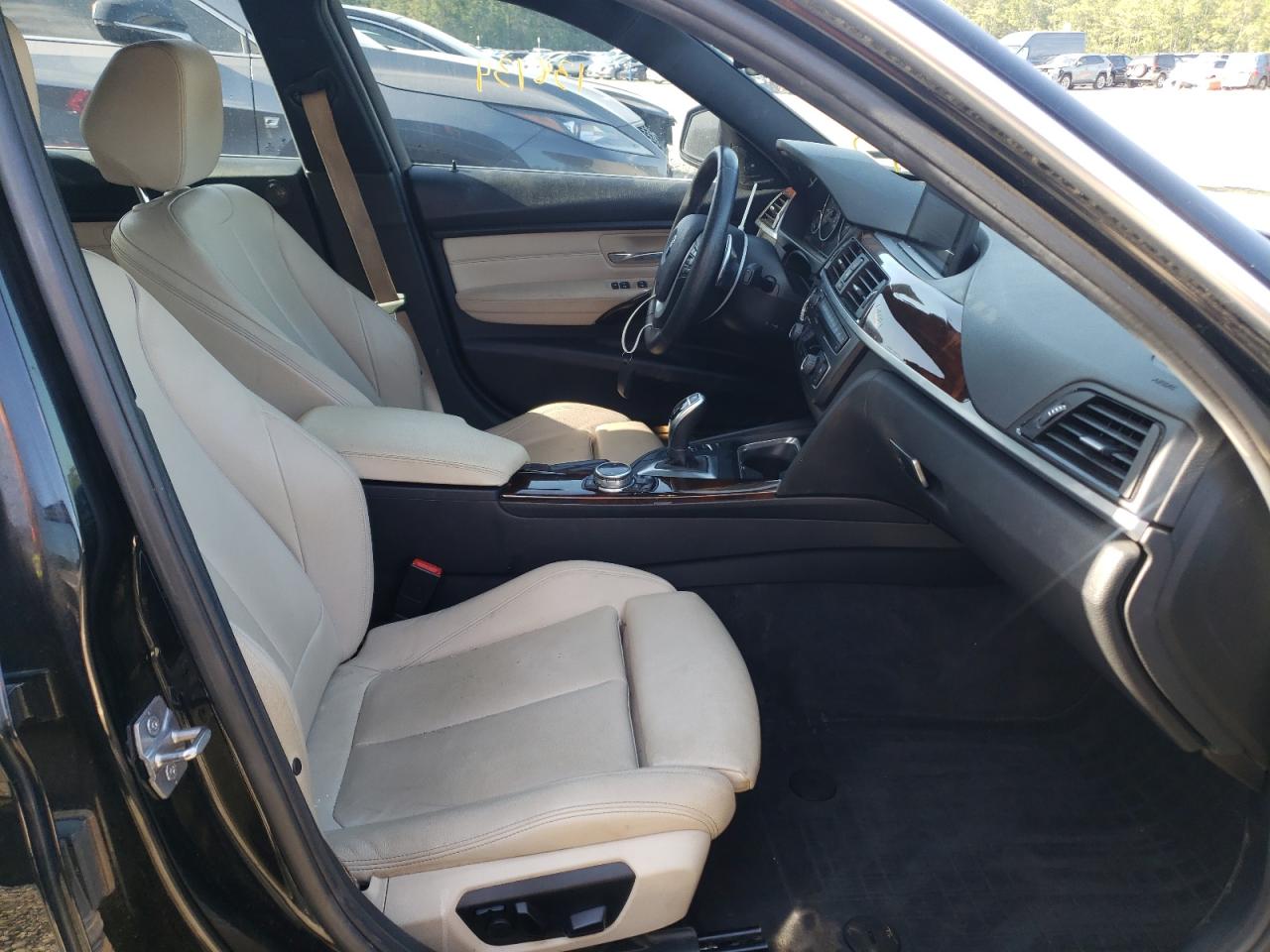 Photo 5 from auction – 2015 BMW 328 I with VIN WBA3A5C50FF607422
