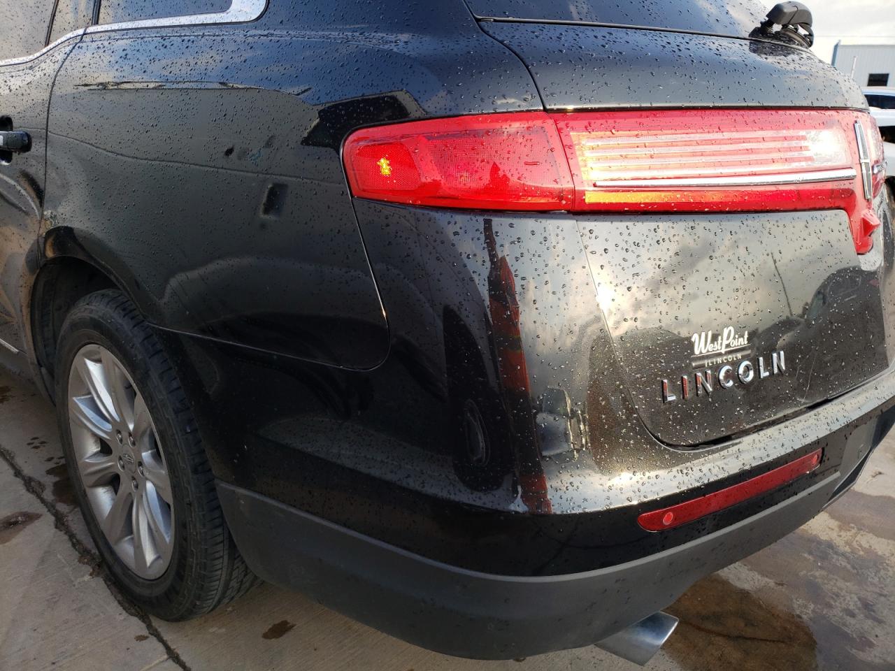 Photo 9 from auction – 2014 LINCOLN MKT with VIN 2LMHJ5AT3EBL53053