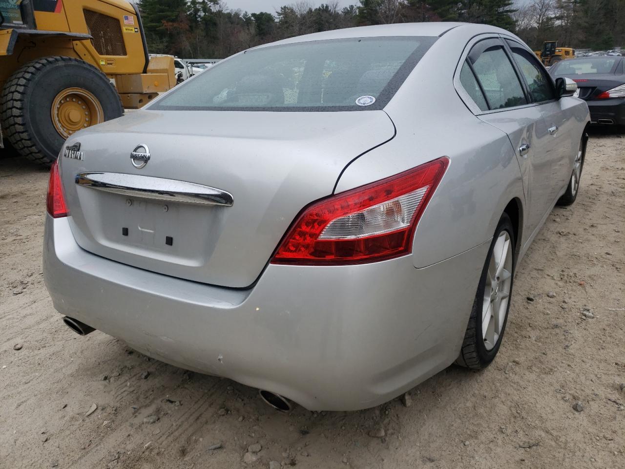 Photo 4 from auction – 2011 NISSAN MAXIMA S with VIN 1N4AA5AP5BC806112