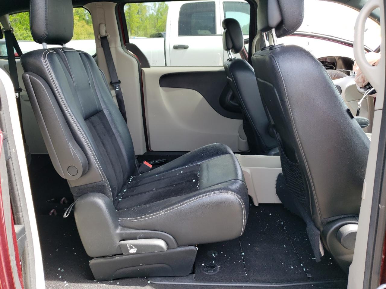 Photo 6 from auction – 2017 DODGE GRAND CARA with VIN 2C4RDGCG3HR664338