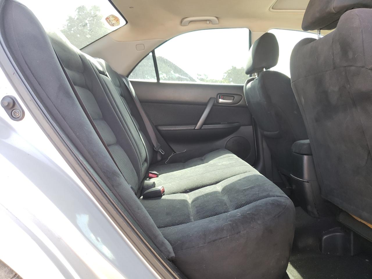 Zdjęcie 6 z aukcji – 2006 MAZDA 6 S z VIN 1YVHP80D365M25119