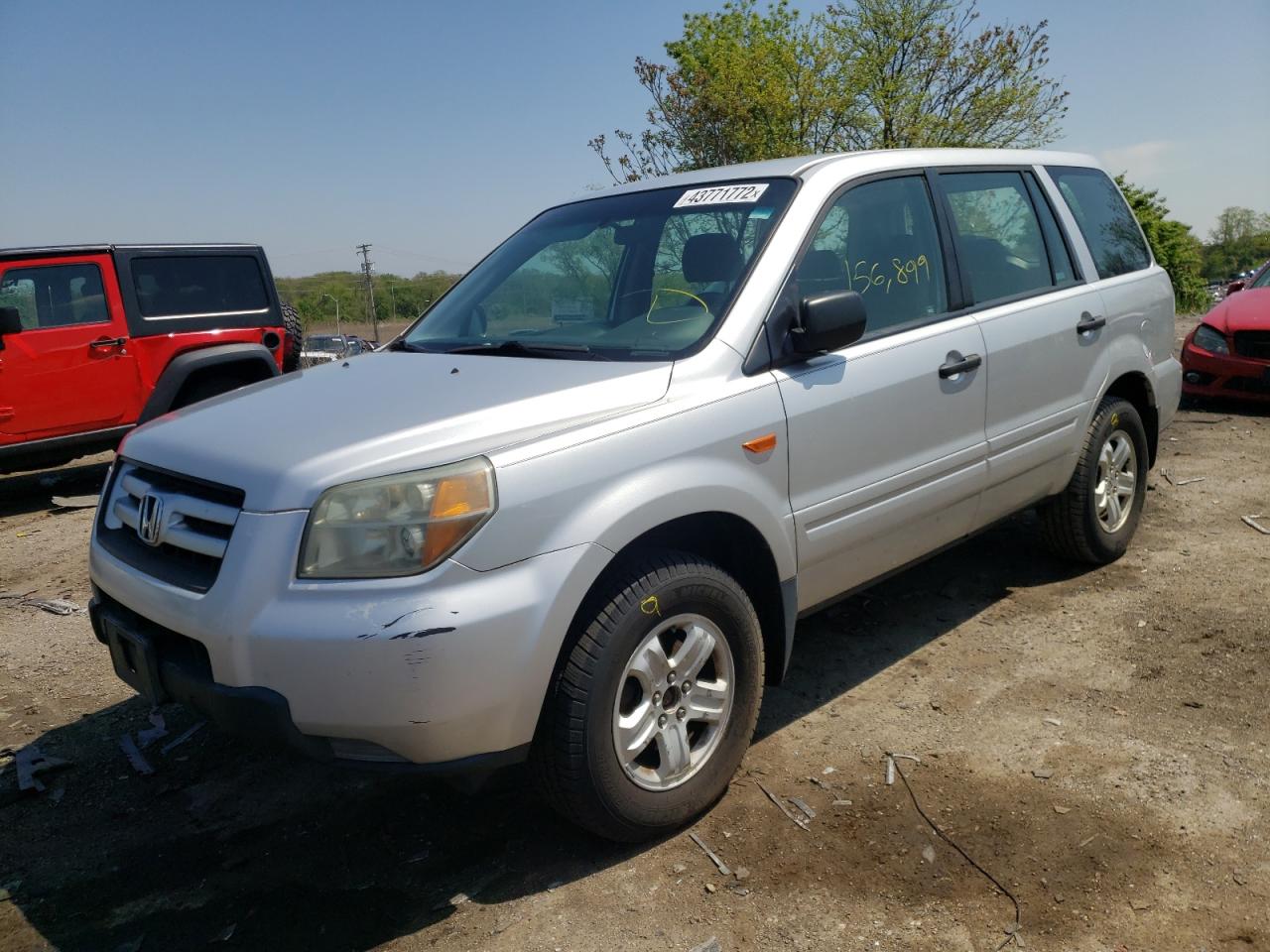 Photo 2 from auction – 2006 HONDA PILOT LX with VIN 5FNYF18166B007839