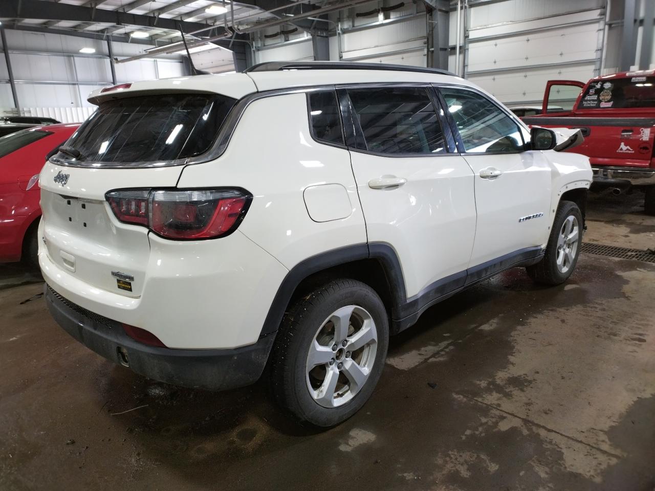 Photo 4 from auction – 2019 JEEP COMPASS LA with VIN 3C4NJDBB3KT648253