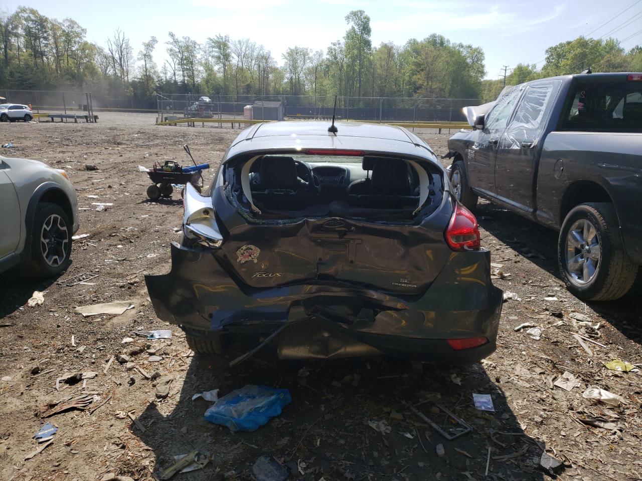 Photo 18 from auction – 2016 FORD FOCUS SE with VIN 1FADP3K29GL288032