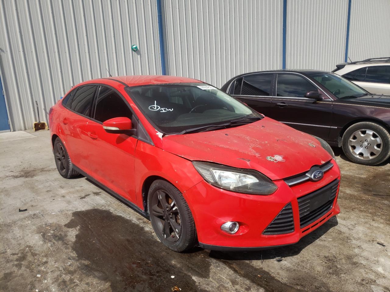 FORD FOCUS SE 2014 with VIN 1FADP3F27EL165238 - Photo from auction