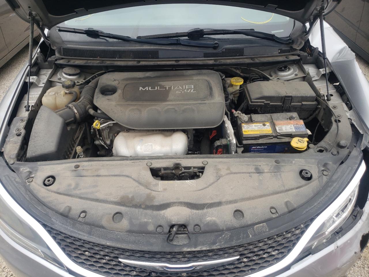 Photo 7 from auction – 2015 CHRYSLER 200 LIMITE with VIN 1C3CCCAB4FN691376