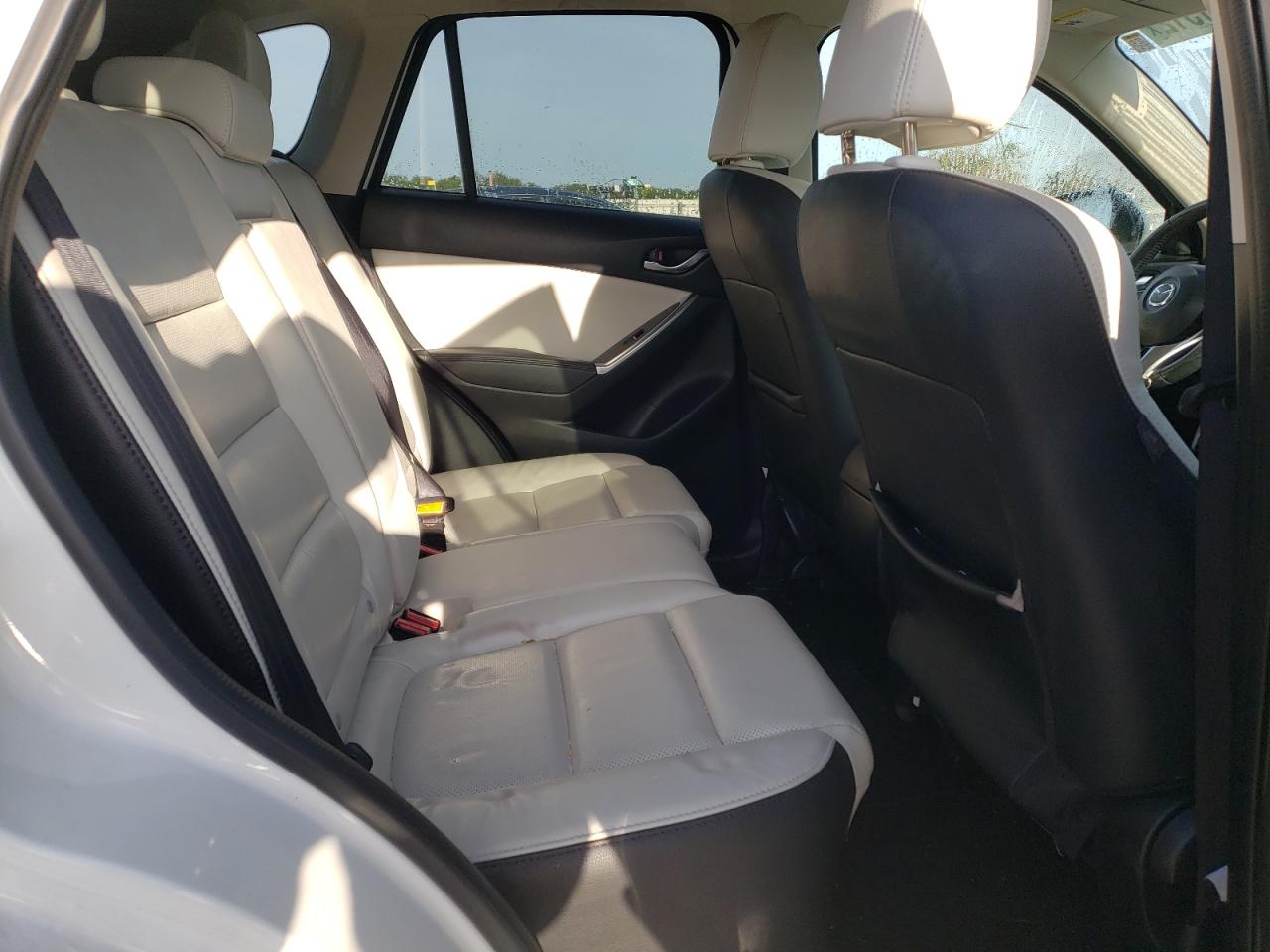 Photo 6 from auction – 2016 MAZDA CX-5 GT with VIN JM3KE2DY5G0896433