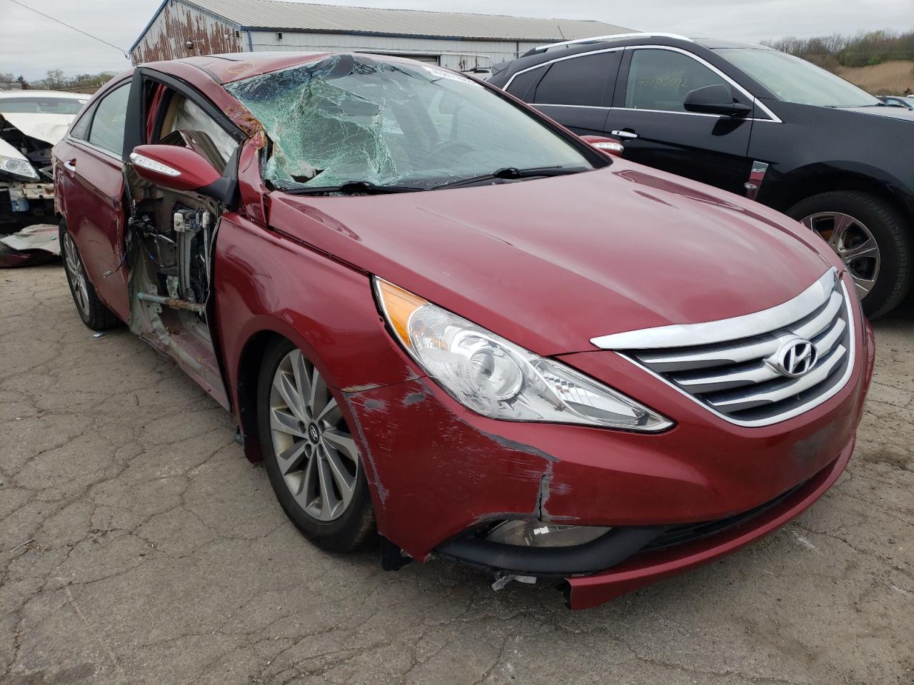 HYUNDAI SONATA SE 2014 with VIN 5NPEC4AC1EH852395 - Photo from auction