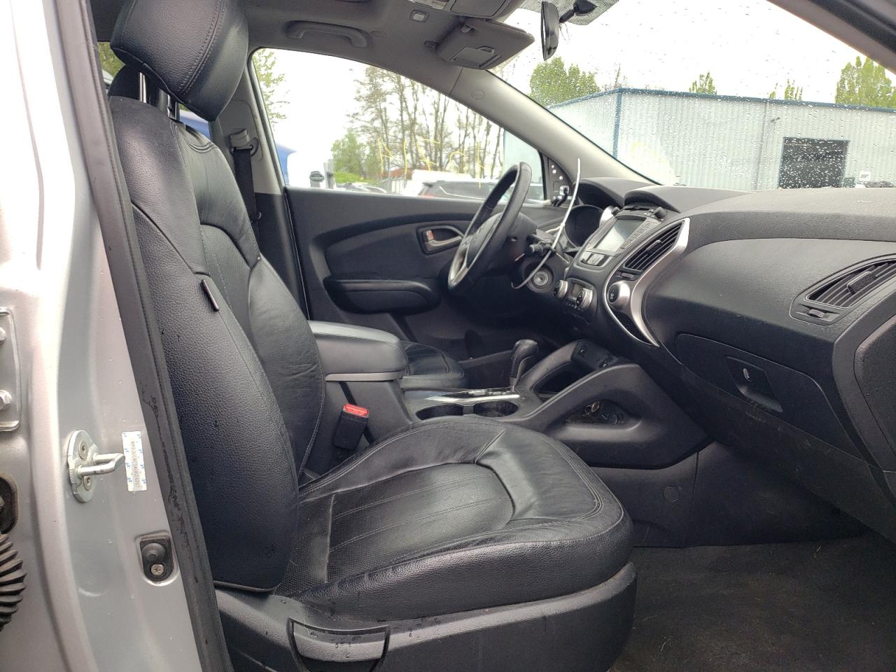 Photo 5 from auction – 2010 HYUNDAI TUCSON GLS with VIN KM8JUCAC3AU024267