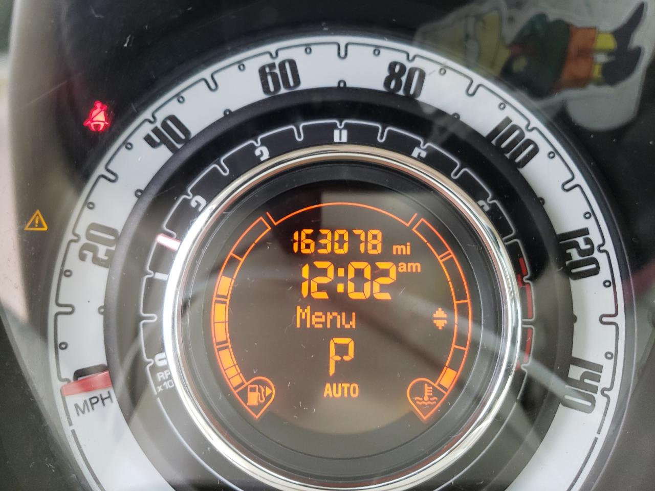 Photo 8 from auction – 2013 FIAT 500 LOUNGE with VIN 3C3CFFCR4DT693452