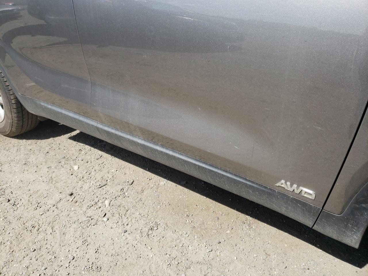 Photo 9 from auction – 2016 KIA SORENTO LX with VIN 5XYPGDA36GG059391
