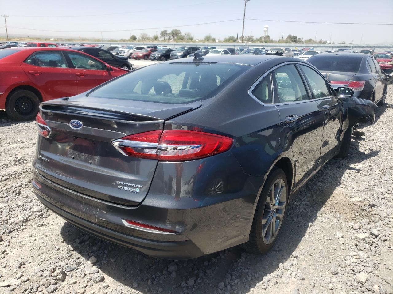 Photo 4 from auction – 2019 FORD FUSION with VIN 3FA6P0RU4KR235974