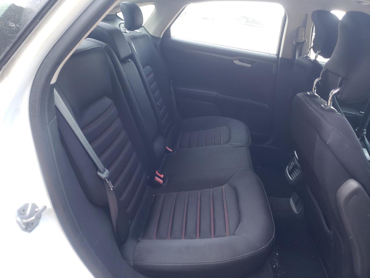 Photo 6 from auction – 2014 FORD FUSION SE with VIN 1FA6P0HD9E5357223