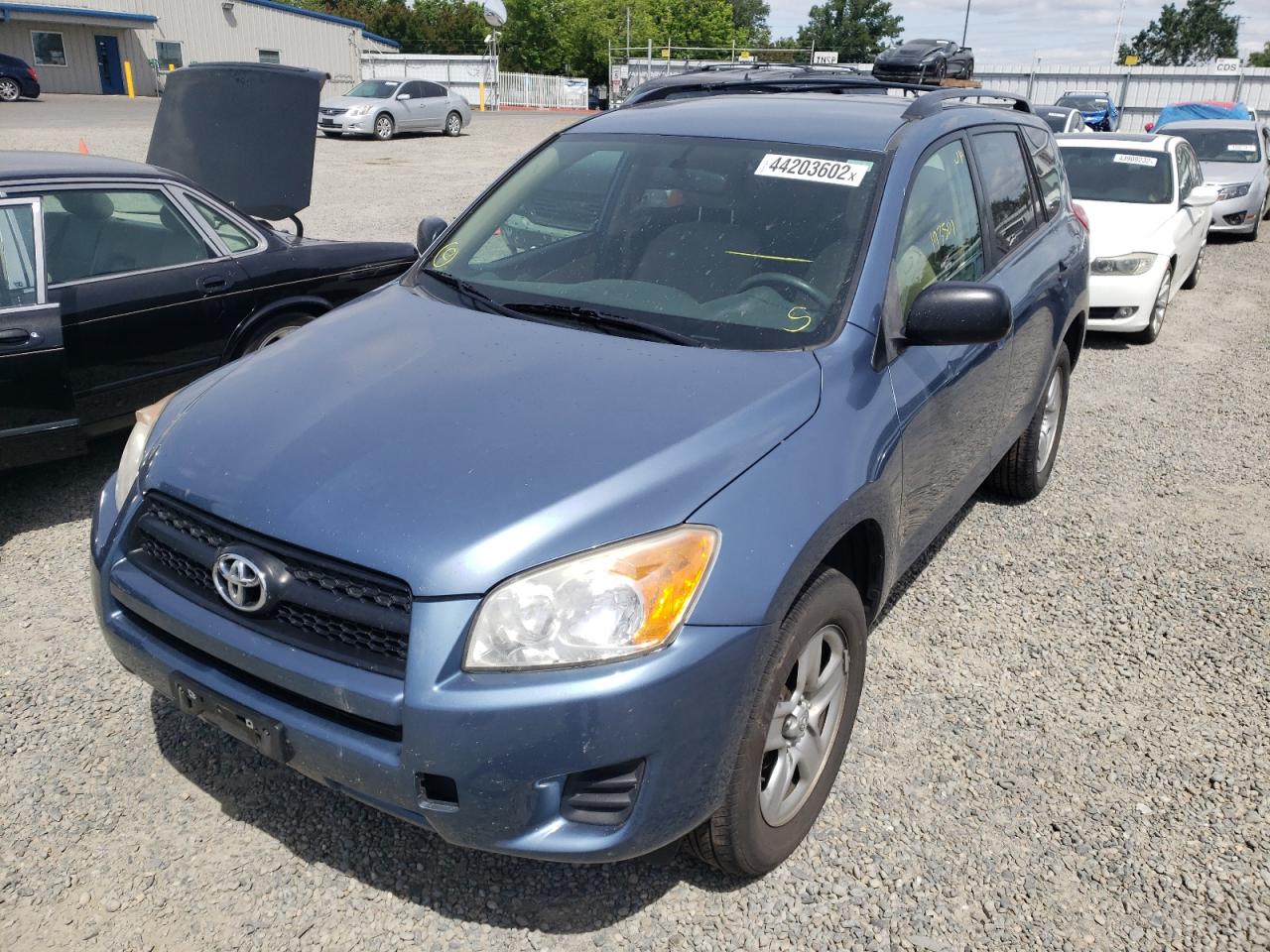 Photo 2 from auction – 2009 TOYOTA RAV4 with VIN JTMZF33V49D011734