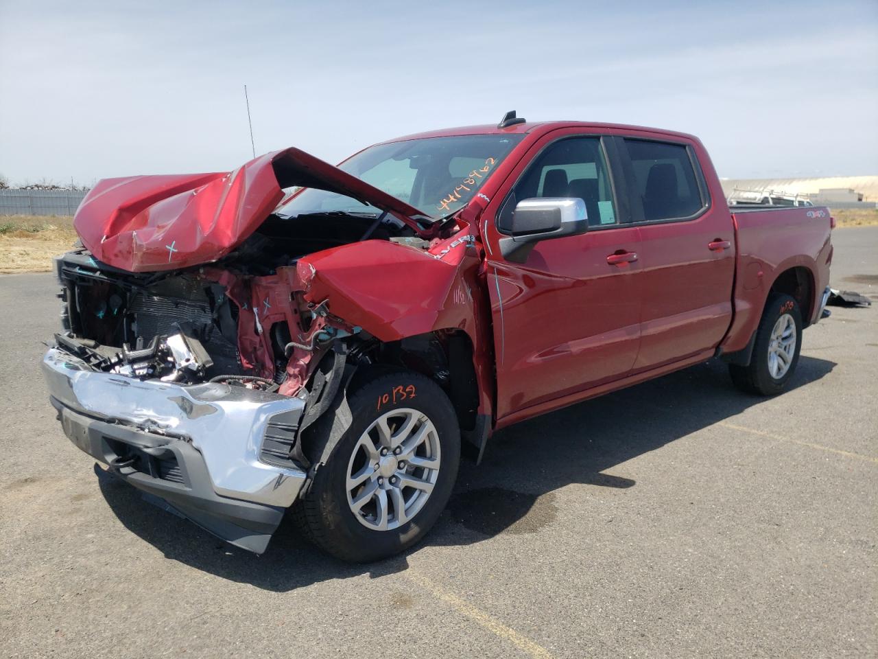 Photo 2 from auction – 2019 CHEVROLET SILVERADO with VIN 3GCUYDED6KG118663