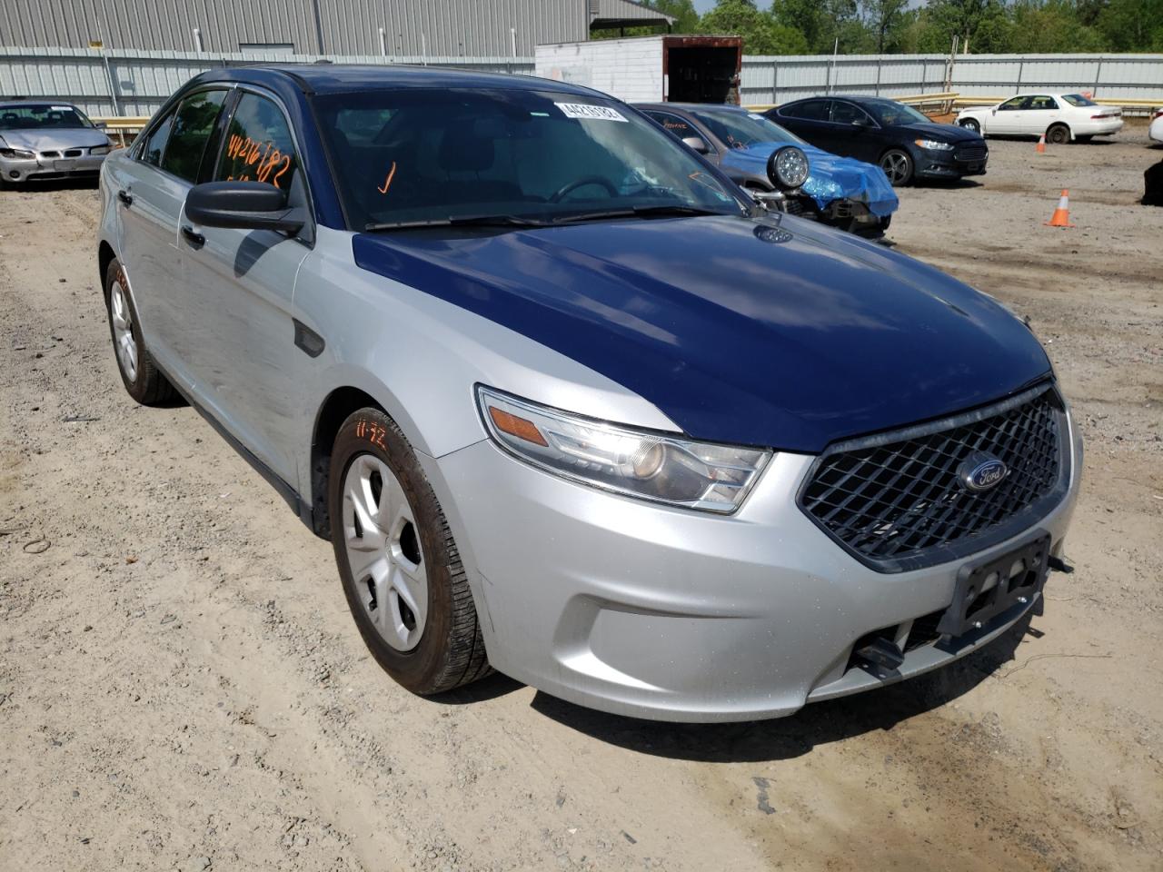FORD TAURUS POL 2014 مع رقم تعريف المركبة 1FAHP2MK4EG153703 - صورة من المزاد