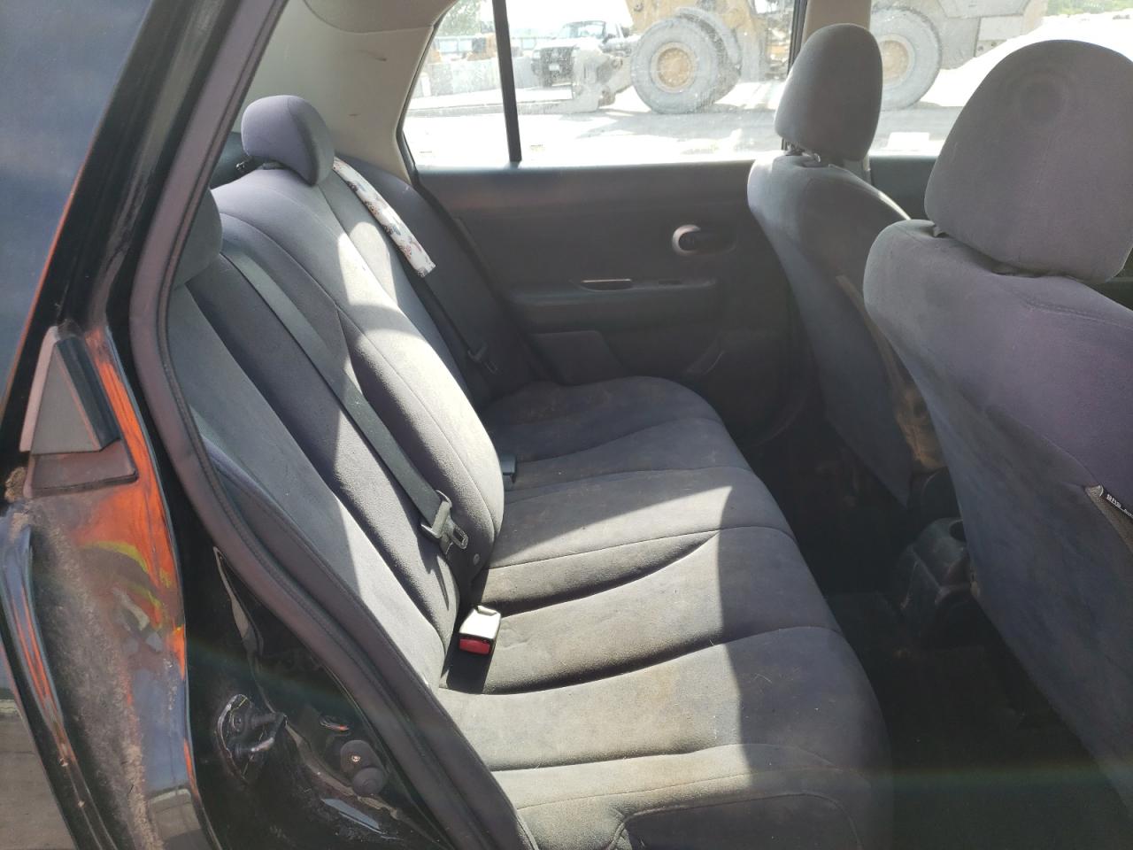 Photo 16 from auction – 2009 NISSAN VERSA S with VIN 3N1BC11E89L375668